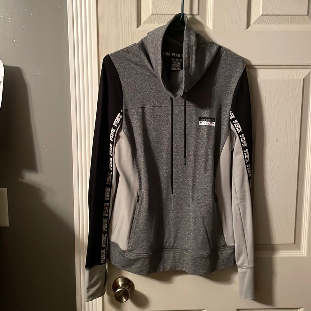 VS PINK ultimate pullover long sleeve with cow neck and thumb holes medium